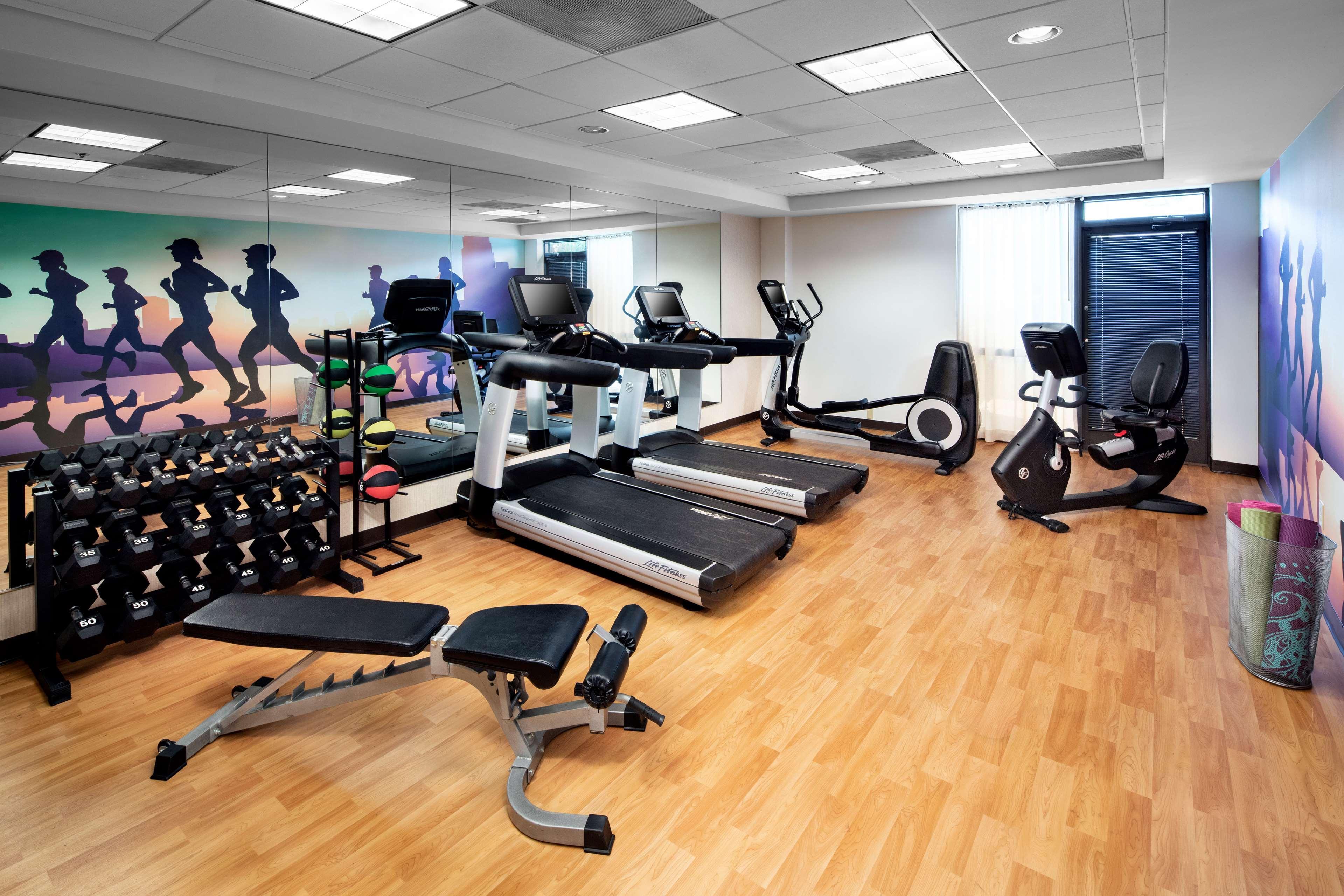 Hyatt Place Charlotte Arrowood Екстериор снимка