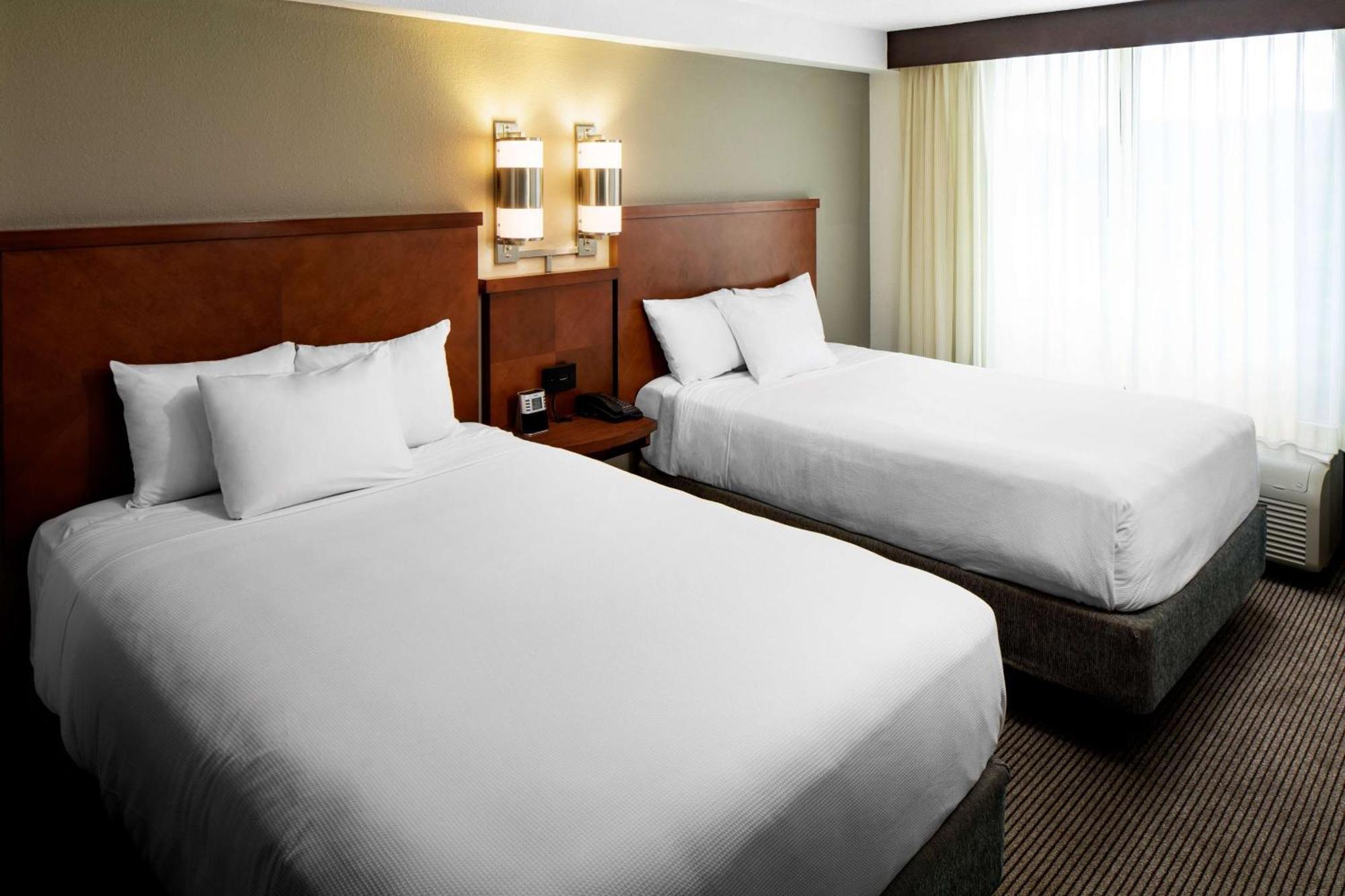 Hyatt Place Charlotte Arrowood Екстериор снимка