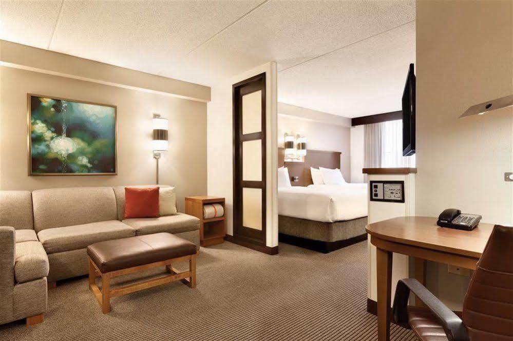 Hyatt Place Charlotte Arrowood Екстериор снимка
